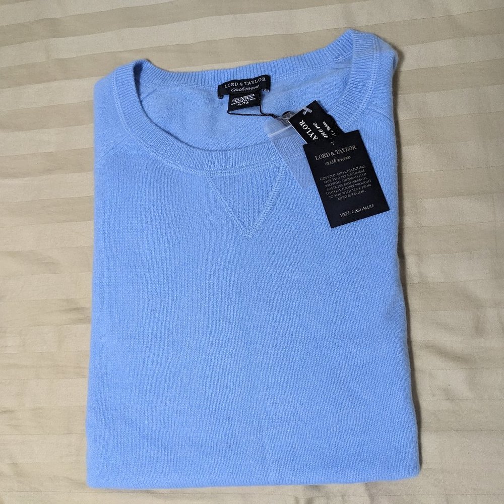 NWT Lord & Taylor Light blue 100% cashmere SZ L